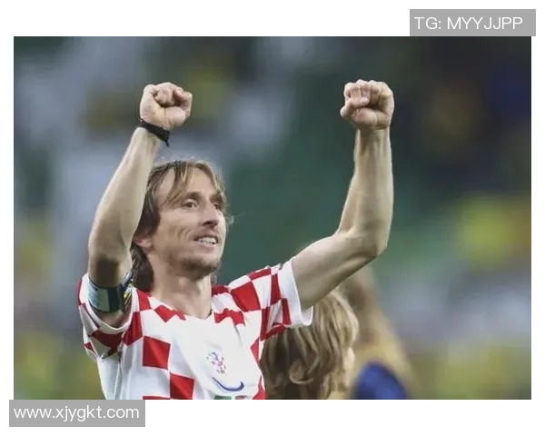 足球明星街头足球秀挑战极限展现非凡技艺与风采